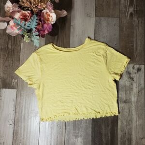 Pacsun Basics Lettuce Hem Crop Top Size Medium Pale Yellow EUC